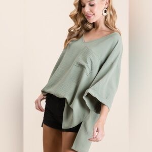 💚  Hello Gorgeous! BiBi Flowy Woven V-Neck Top with Rolled Up Cuffs - Sage